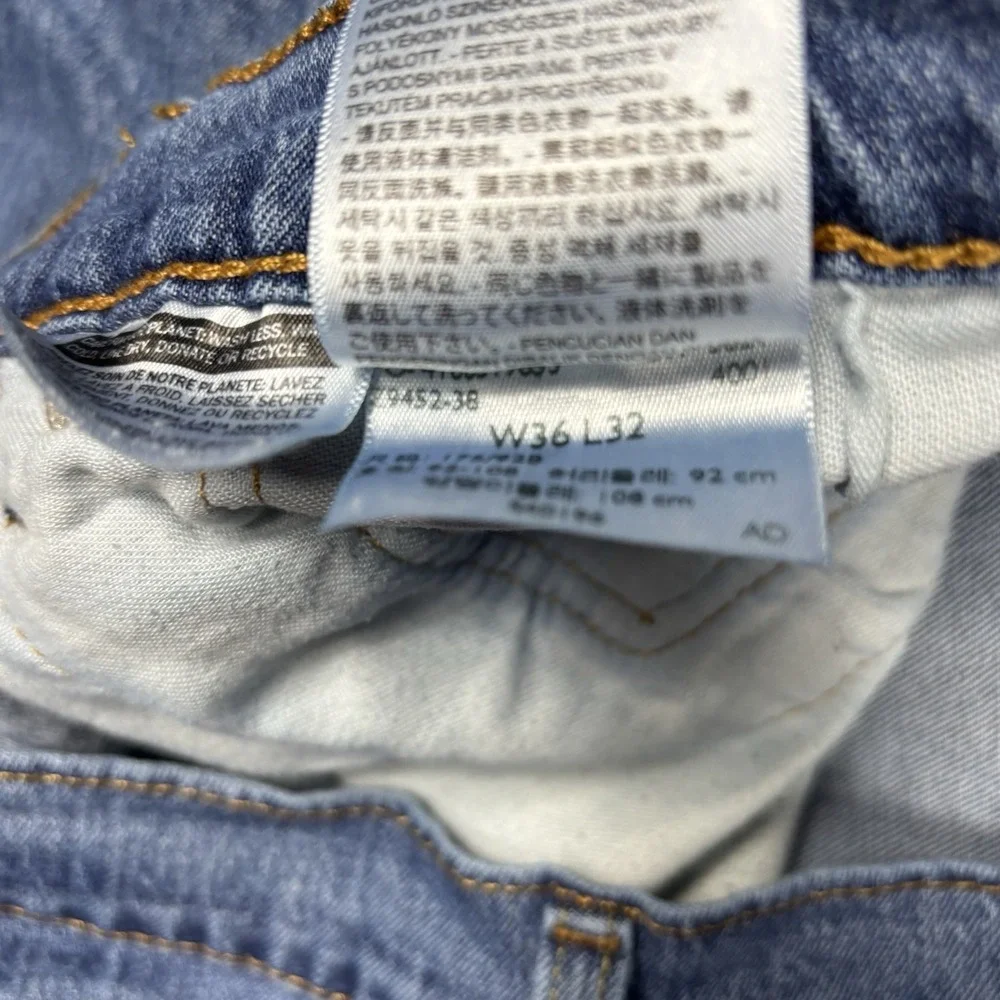 Levis 559 Relaxed Straight Fit Jeans Mens 36x32 Blue Whiskered Faded Denim - Picture 10 of 13